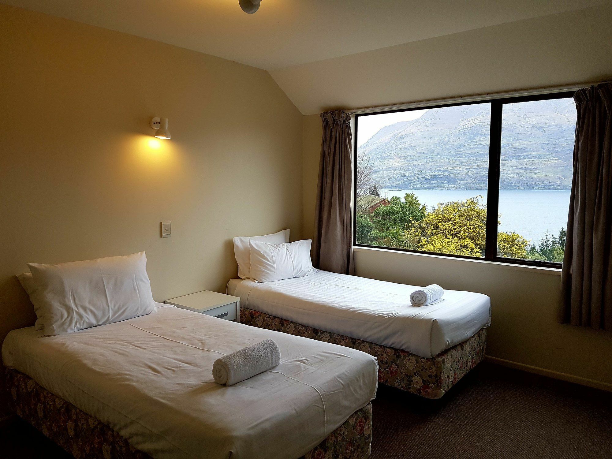 Queenstown Lakeview Holiday Home-5Mins To Town エクステリア 写真